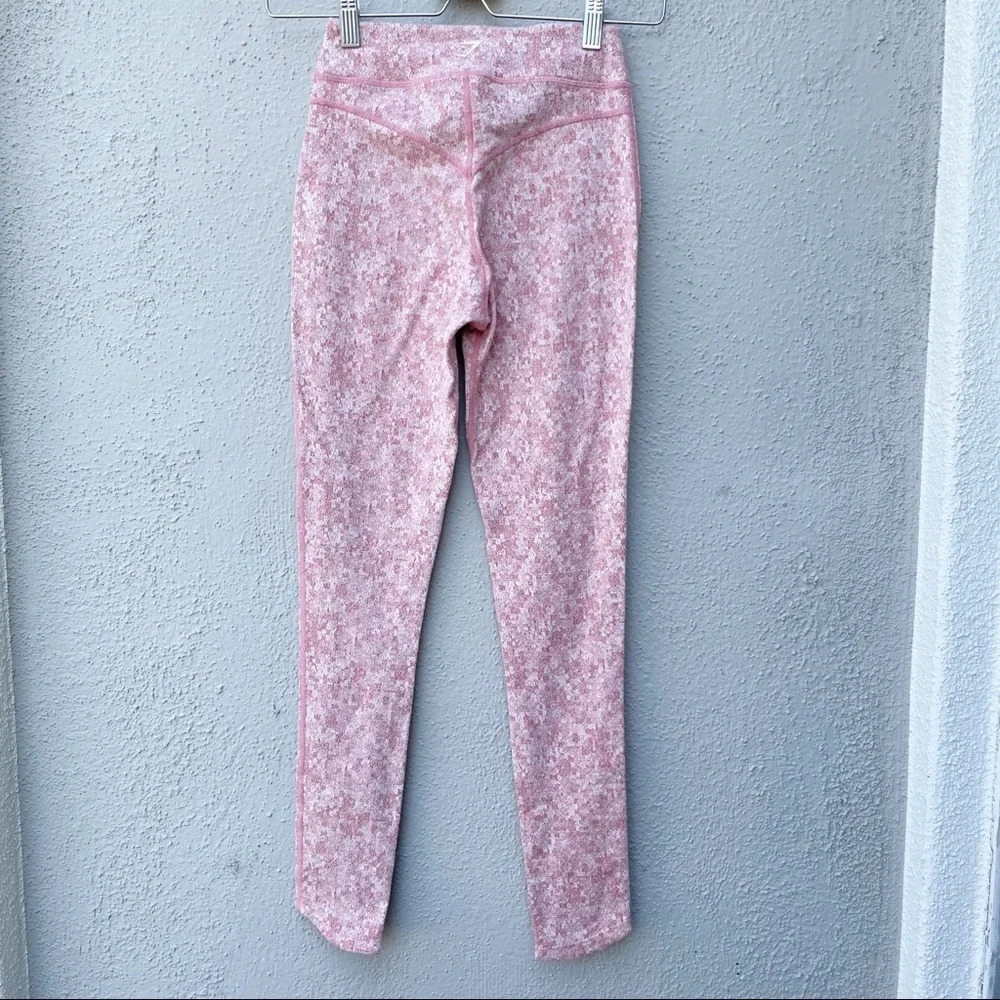 GYMSHARK Womens Compression Fit Fleur Texture Leggings Sz XS Dusky Pink Marl - Picture 2 of 6